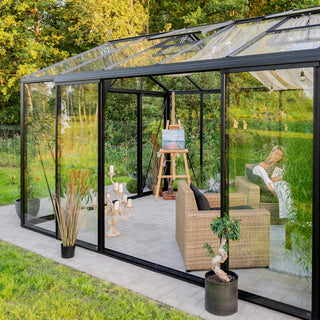 Additional sliding door for an aluminum and tempered glass greenhouse